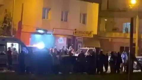 Mahalledeki Trafik Tartışması Kargaşaya Dönüşüyor: Halk Ne Diyor?