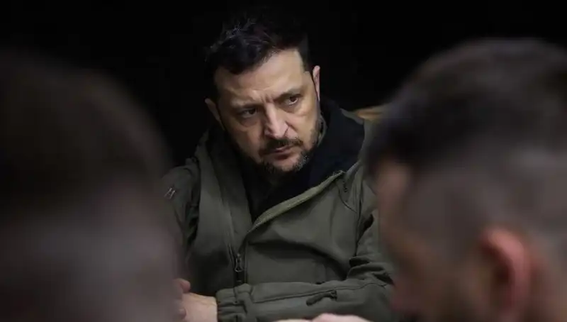 Zelenski'den Şok İddia: Rusya Kuzey Kore Füzesini Kullanıyor mu?