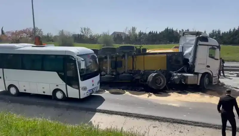 Büyükçekmece TEM Otoyolu'nda Kaza: Trafik 3 Saat Kapalı Kaldı