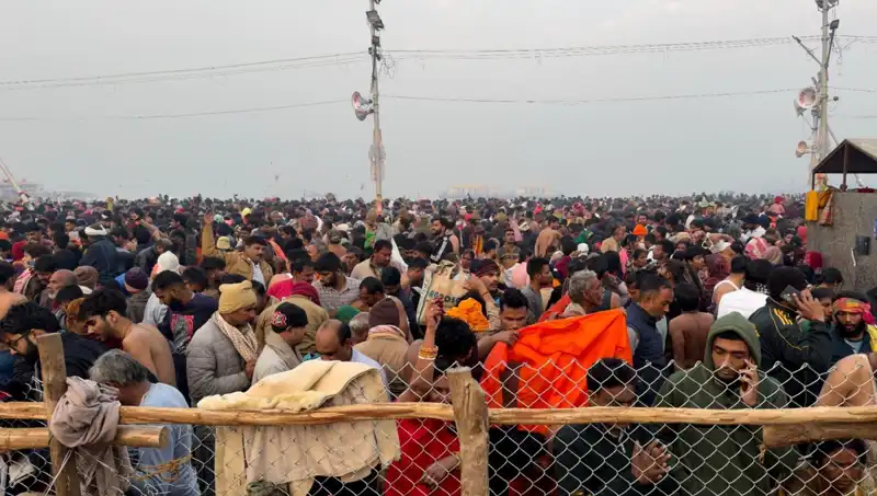 Hindistan'daki Dini Festivalde İzdiham: En Az 6 Can Kaybı
