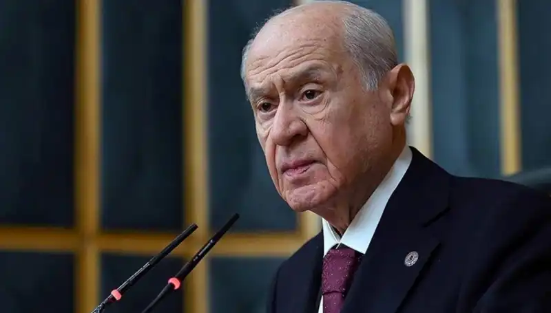 Bahçeli'den CHP'ye Sert Tepki: "Sırrı Bey’e Haksızlık Yapıldı!"
