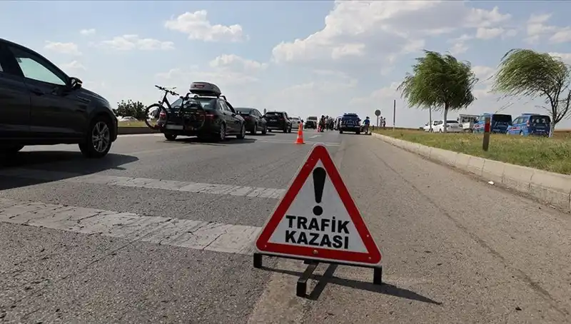 Adana'daki Feci Trafik Kazasında 1 Kişi Hayatını Kaybetti