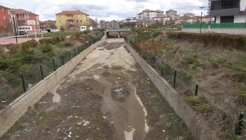 Kuraklık Tehlikesi: Coşkun Nehirlerin Durumu Tehlikeye Girdi
