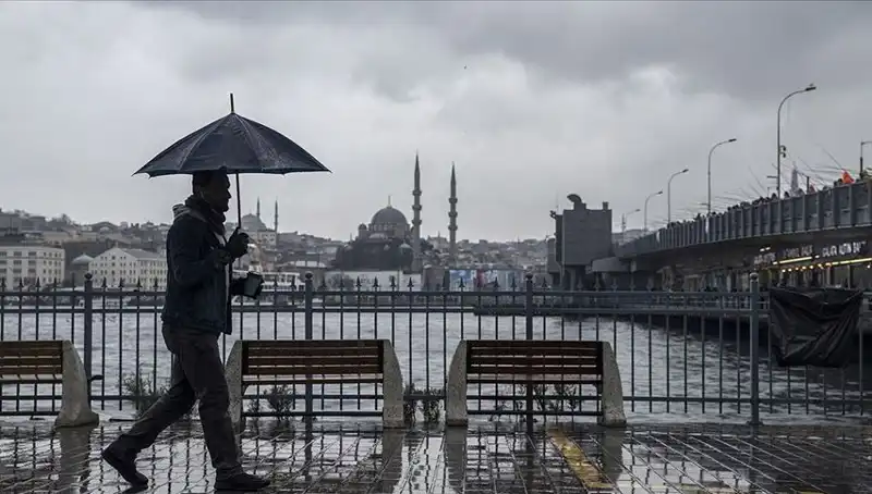 İstanbul'da Bahar Rüzgarı Yerini Kışı Bırakıyor: Hava Durumu Uyarısı