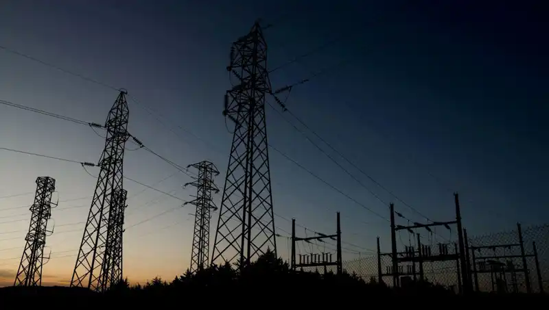 İzmir'de Elektrik Kesintisi Alarmı! Hangi İlçeler Etkilenecek?
