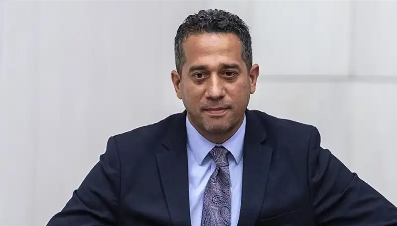 Ali Mahir Başarır: Siyaset Dünyasının Parlayan Yıldızı Kimdir?