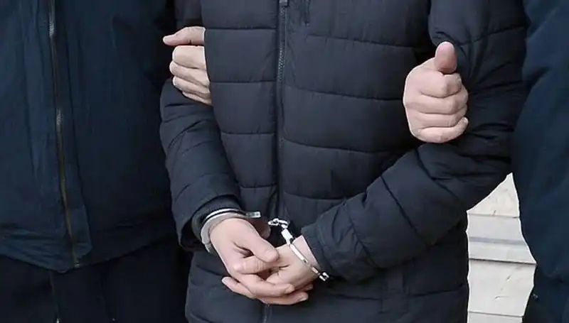Sakarya'da 32 Yıl Aranan Şahıs Sonunda Polisi Kandırdı!