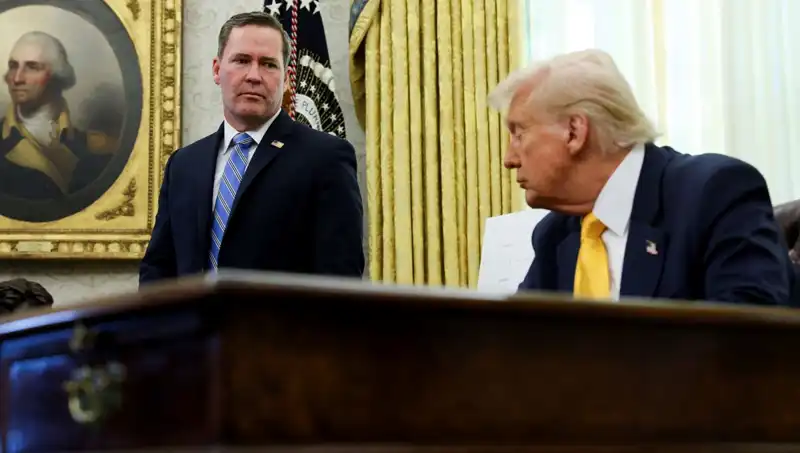Trump'ın Danışmanı, ABD'nin Savaş Planı Sızıntısındaki Skandalı Üstlendi