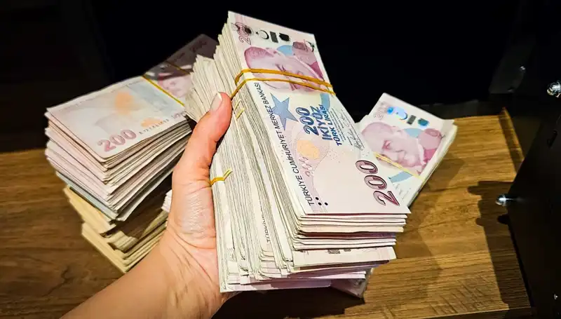 Türkiye’nin Mevduat Pazarındaki Tarihi Zirve: 12 Trilyon Lira