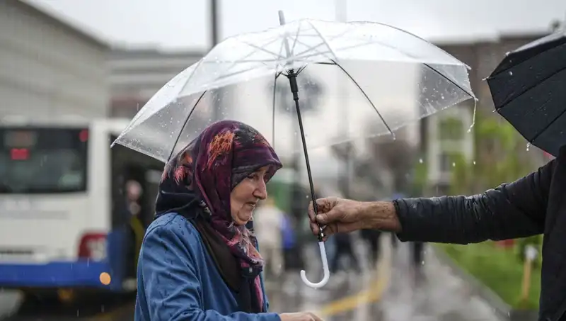 Tüm Yurtta Gök Gürültülü Sağanak Bekleniyor: Hava Durumu Uyarısı!