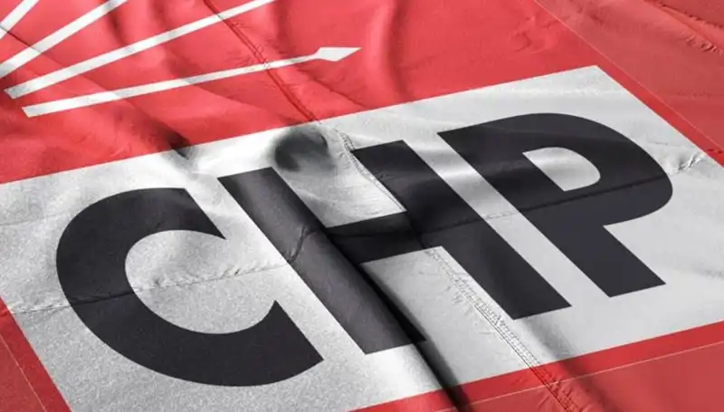 Bayrampaşa Belediye Meclisi'nde Şok İstifa: Murat Salman Parti Değiştirdi!