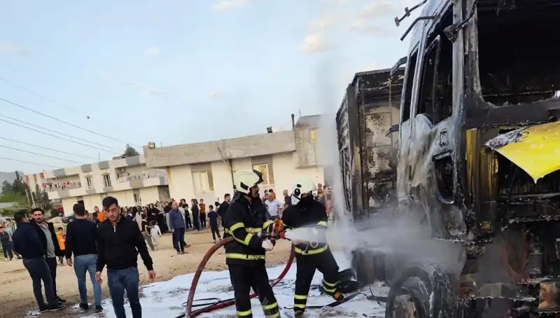 Park Halinde İki TIR Alev Alev Yandı: Olayın Ayrıntıları Ortaya Çıktı