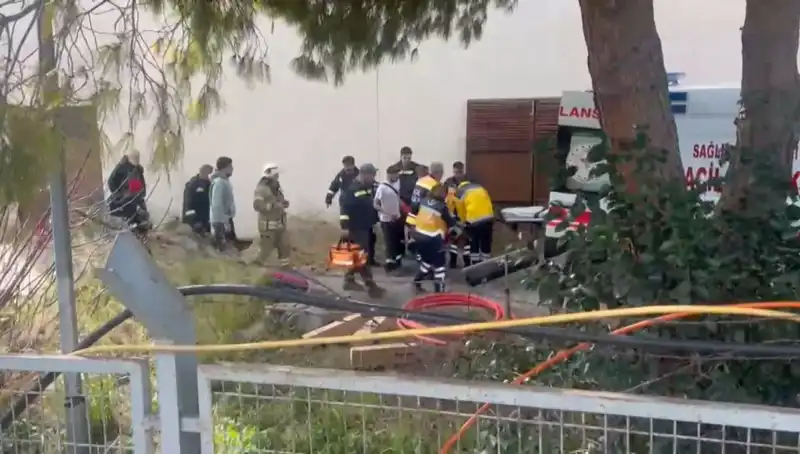 İstanbul'da Trafo Merkezinde Patlama: Bir İşçi Ağır Yaralı