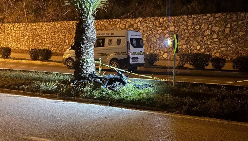 Motosiklet Kazası Sonucu Tıp Fakültesi Öğrencisi Hayatını Kaybetti