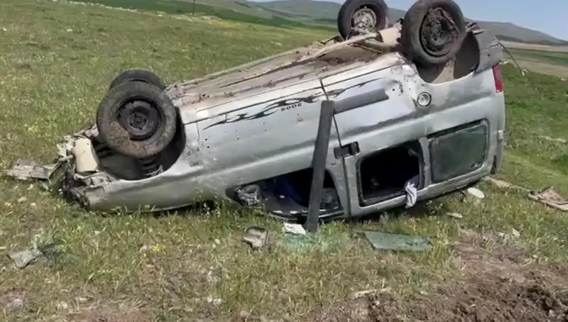 Konya'da Otomobil Takla Attı, İki Kişi Yaralandı