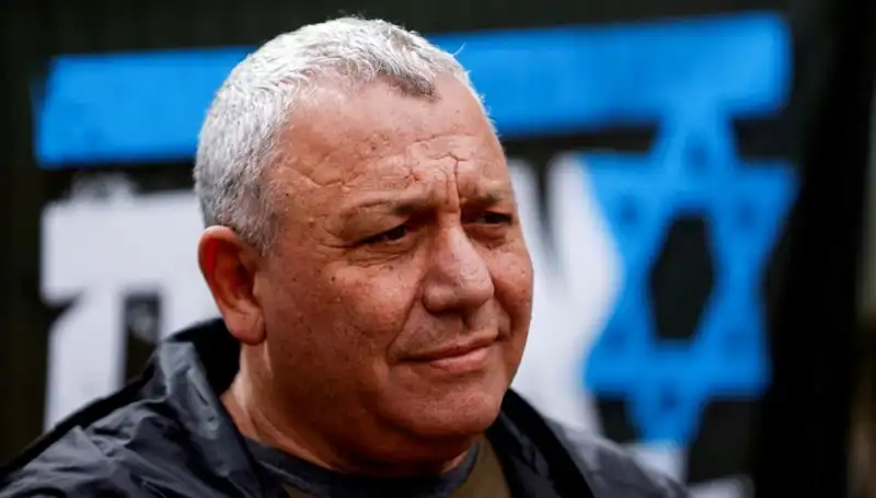 İsrail'de Siyasi Deprem: Gadi Eisenkot'un Beklenmedik İstifası Şok Yarattı