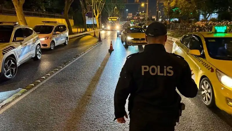 Huzur İstanbul Operasyonu: 1500 Kişi Gözaltına Alındı