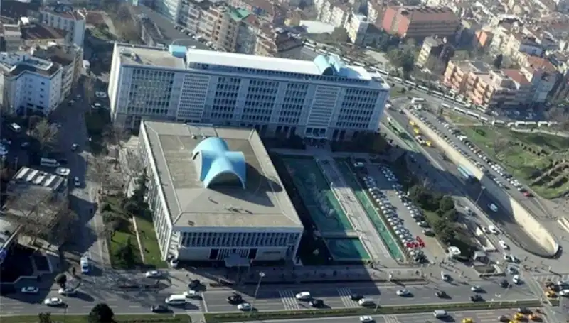 İBB Soruşturmasında Enderun WhatsApp Grubunda Neler Konuşuldu?