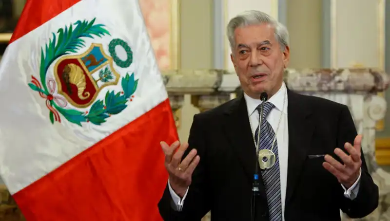 Ünlü Yazar Mario Vargas Llosa Hayatını Kaybetti: Edebiyat Dünyasında Büyük Bir Kayıp