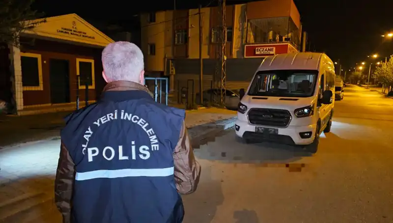 Kebapçıda Şok Olay: Arkadaşını Bıçaklayan Genç Tutuklandı!