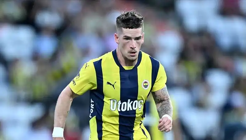 Ryan Kent, Yeni Takımıyla Futbola Hızla Dönüş Yapıyor