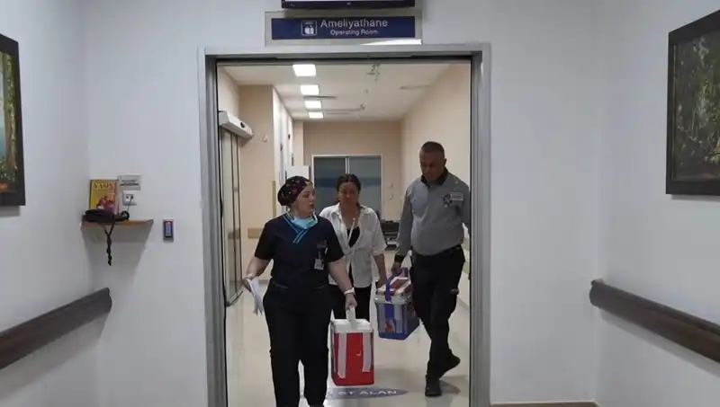 53 Yaşındaki Beyin Ölümü Gerçekleşen Hastanın Organları 5 Kişiye Hayat Verdi