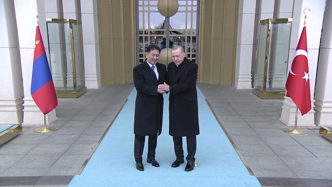 Moğolistan Cumhurbaşkanı Ankara'da Türkiye ziyaretinde bulundu