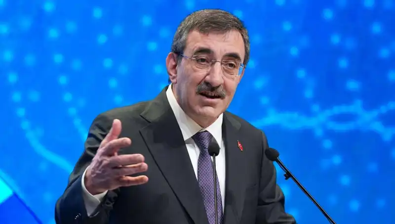 Cevdet Yılmaz’dan Çarpıcı Açıklamalar: Boykot Çağrılarına Karşı Sorumlu Tutum