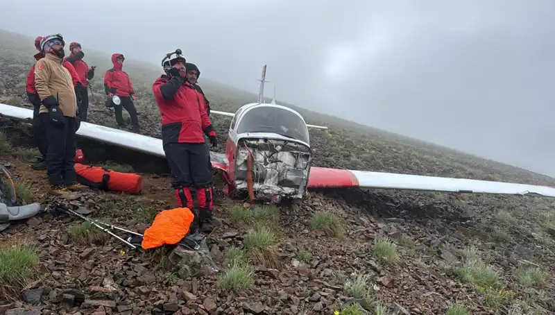 Türkiye'de Uçak Kazası: Pilot Hayatını Kaybetti, Yolcu Kurtuldu