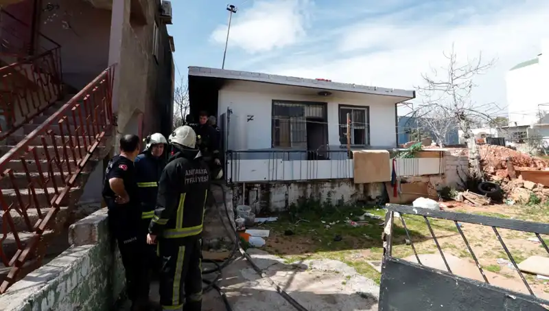 Antalya'da Gecekondu Yangını: Yangının Sebebi ve Olay Anı
