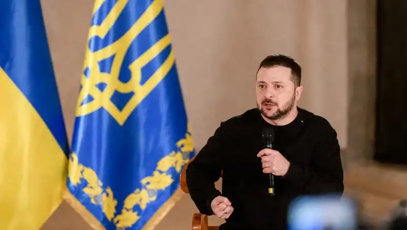 Zelenski'den Moskova'ya Sürpriz Barış Çağrısı: Kiev’i Bombalayanlara Mesajı Ne?