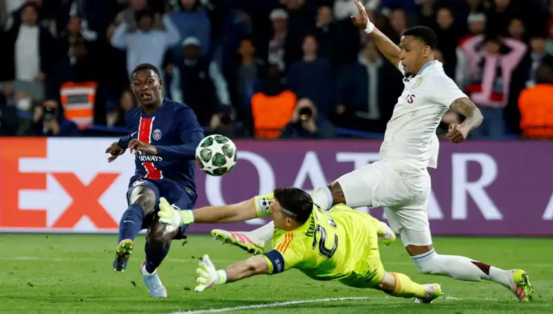 Şampiyonlar Ligi Rövanşları: Aston Villa ve Dortmund'un Mücadele Dolu Yolu