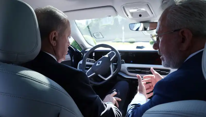 Cumhurbaşkanı Erdoğan, Togg'un Yeni Model Aracını İlk Defa Denedi