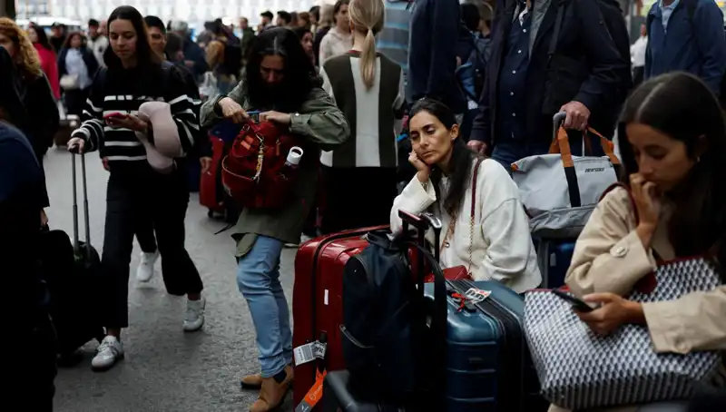 İspanya'da Hızla Büyüyen Kablo Hırsızlığı: Tren Yolcuları Mahsur Kaldı
