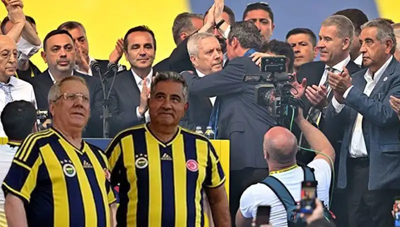 Aziz Yıldırım'ın Ekibinden Ali Koç'a Çarpıcı İstifa Çağrısı Geldi!