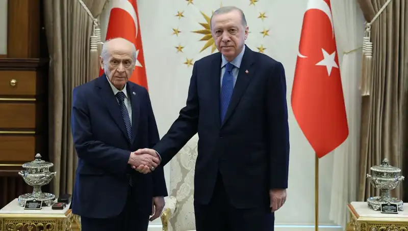 Cumhurbaşkanı Erdoğan ve Bahçeli Arasında Kritik Görüşme: Ülke Gündeminde Ne Değişecek?