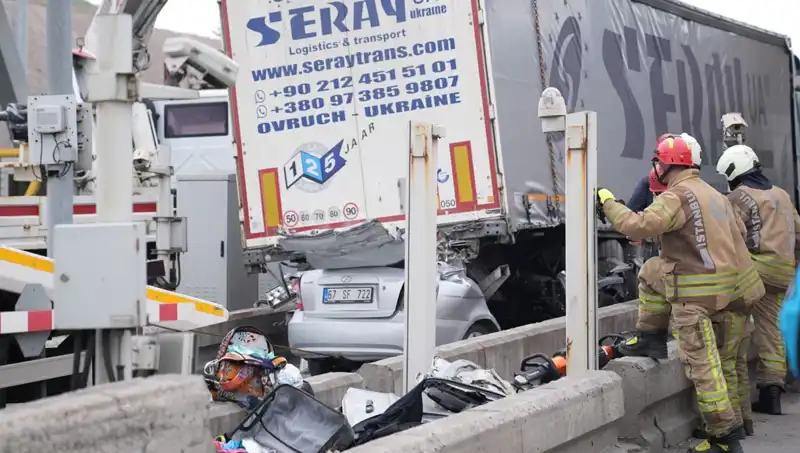 Bayram Tatilinde Trafikte Yaşanan 72 Ölüm, Nedenleri ve Önlemler