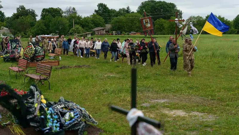 İngiliz Asker, Ukrayna'da Kahramanca Savaşırken Hayatını Kaybetti