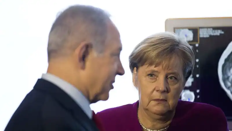 Yıllar Sonra Ortaya Çıkan Olay: Netanyahu'nun Merkel Hükümetine Eli Uzandı